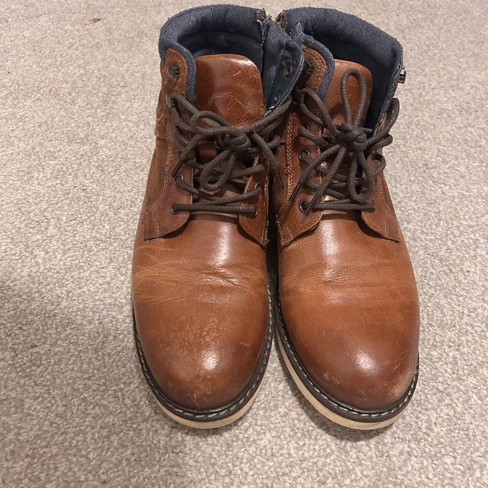 Men’s Crown Vintage Black and Brown Ankle Boots